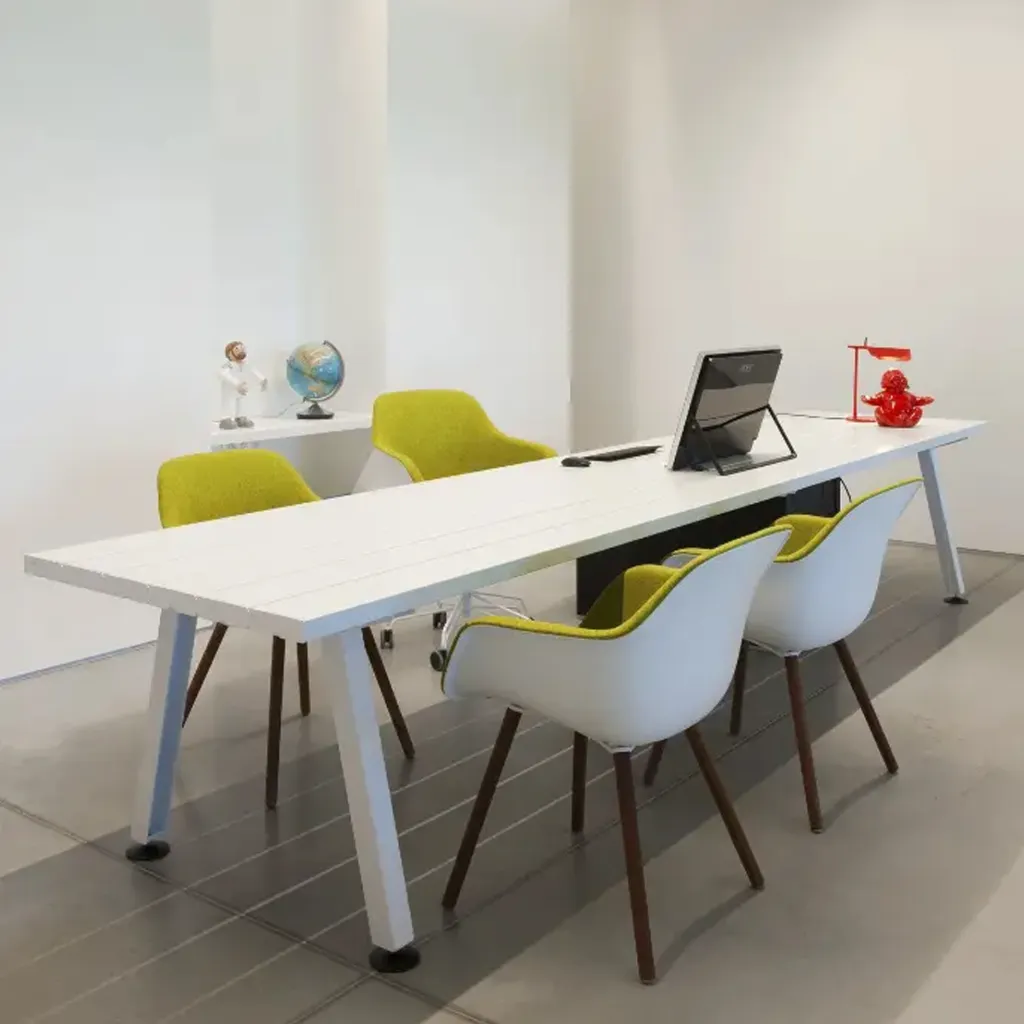 Marina-table.webp